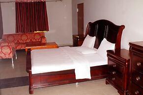 Garden City Marriott Hotel