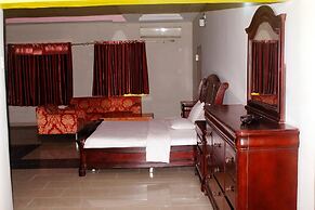 Garden City Marriott Hotel
