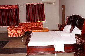 Garden City Marriott Hotel