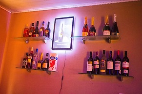 Esporta Suites - Agindingbi