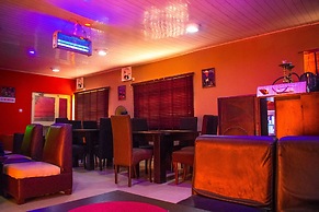 Esporta Suites - Agindingbi