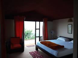 Nest and Hives Mukteshwar