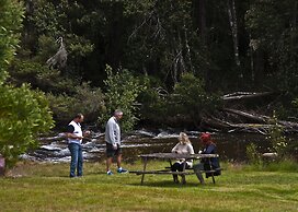 Tyenna River Cottage