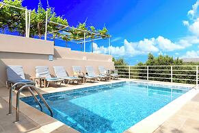 Cretan Breeze Villa Heated Pool