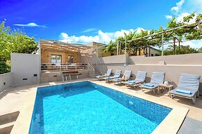 Cretan Breeze Villa Heated Pool