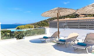 Cretan Lodge Private Heated Pool