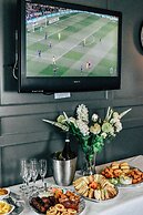 The Dutch Mill Hotel