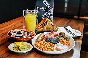 The Dutch Mill Hotel