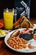 The Dutch Mill Hotel