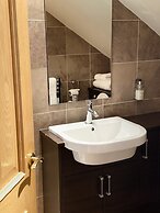 The Dutch Mill Hotel