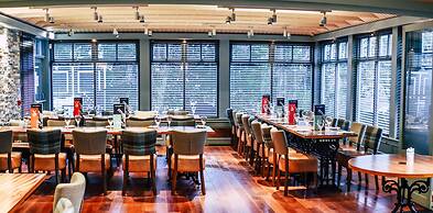 The Dutch Mill Hotel