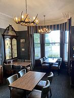 The Dutch Mill Hotel