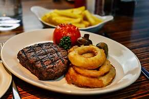 The Dutch Mill Hotel