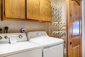 82 Ridgepoint 3 Bedroom Townhouse by RedAwning