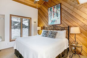 82 Ridgepoint 3 Bedroom Townhouse by RedAwning