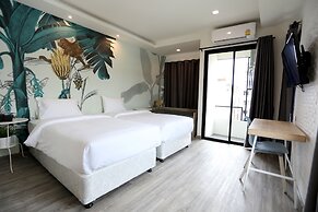 Bangkok Oasis Hotel