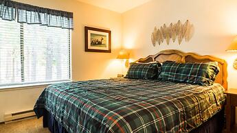 102 Standard 2 Bedroom Condo by RedAwning