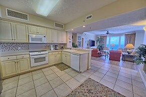 Tropical Gulf Front Condo with Picnic Area & Grills - Unit 0802 by Red