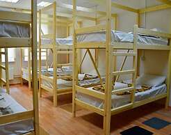 Hotel Lana - Hostel