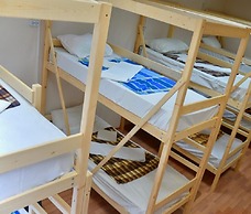 Hotel Lana - Hostel