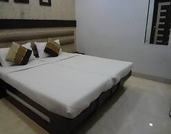 Room Maangta 136 - CST