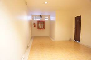 Le Ranong Bistro Hotel