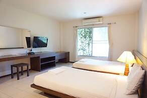 Le Ranong Bistro Hotel