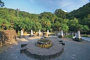 Le Ranong Bistro Hotel