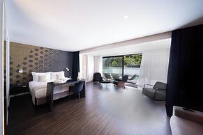 Azur Hotel