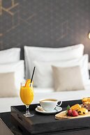 Azur Hotel