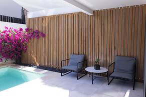 Azur Hotel