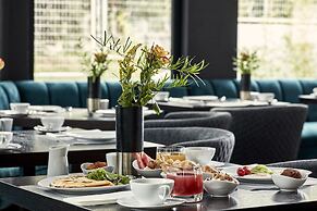 Azur Hotel