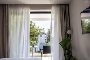 Azur Hotel