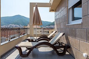 Almare apartments  Budva