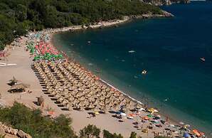 Almare apartments  Budva