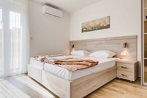 Almare apartments  Budva