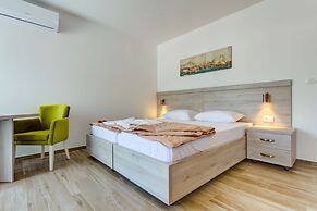 Almare apartments  Budva