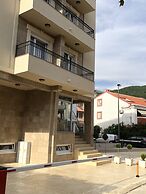 Almare apartments  Budva