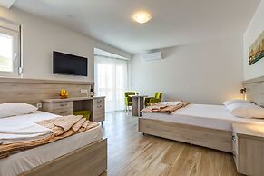 Almare apartments  Budva