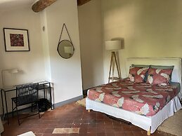 Parenthèse En Luberon