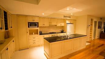 Adelaide North tce penthouse