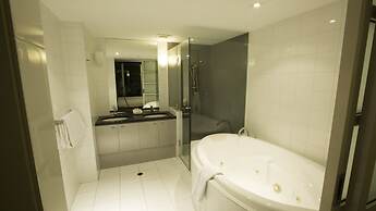 Adelaide North tce penthouse