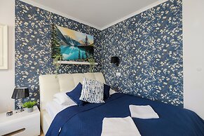 UNIT Warszawa Centrum Room by Metro Rondo ONZ