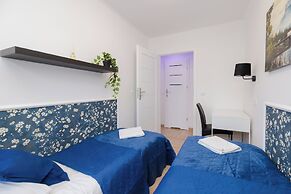 UNIT Warszawa Centrum Room by Metro Rondo ONZ