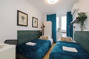 UNIT Warszawa Centrum Room by Metro Rondo ONZ