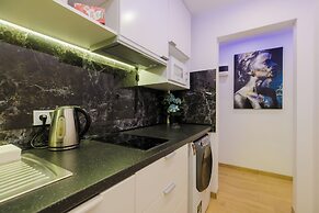 UNIT Warszawa Centrum Room by Metro Rondo ONZ