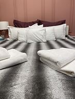 UNIT Centrum deLuX Plac Zbawiciela