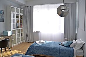 UNIT Centrum deLuX Plac Zbawiciela