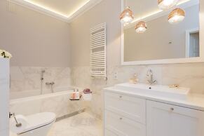 UNIT Centrum deLuX Plac Zbawiciela