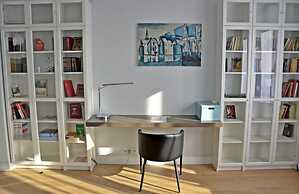 UNIT Centrum deLuX Plac Zbawiciela